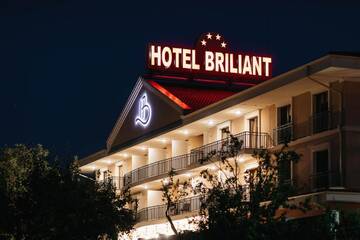 Фотографии Отель Hotel Briliant г. Клуж-Напока (Румыния) №1 Фото Отель Hotel Briliant г. Клуж-Напока 1