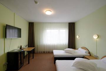 Фото номера Трехместный номер Гостевой дом Vila Rosa 2 г. Клуж-Напока 3