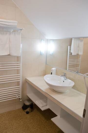Фото номера Улучшенный трехместный номер Гостевой дом Vila Rosa 2 г. Клуж-Напока 3