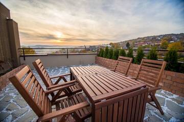 Фото номера Апартаменты Делюкс Апарт-отели The Golfer Apartment - Jacuzzi &amp; Panoramic View г. Клуж-Напока 22