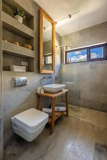 Фото номера Апартаменты Делюкс Апарт-отели The Golfer Apartment - Jacuzzi &amp; Panoramic View г. Клуж-Напока 9