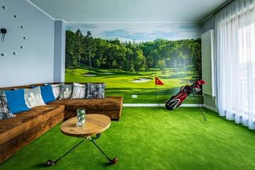 Фото номера Апартаменты Делюкс Апарт-отели The Golfer Apartment - Jacuzzi &amp; Panoramic View г. Клуж-Напока 40