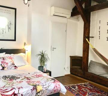 Фото номера Двухместный номер с 1 кроватью - Мансарда Апарт-отели Camino Home г. Клуж-Напока 5