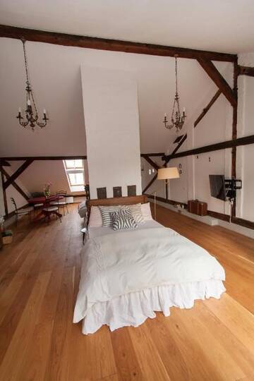 Фото номера Апартаменты в мансарде Апарт-отели Camino Home г. Клуж-Напока 25