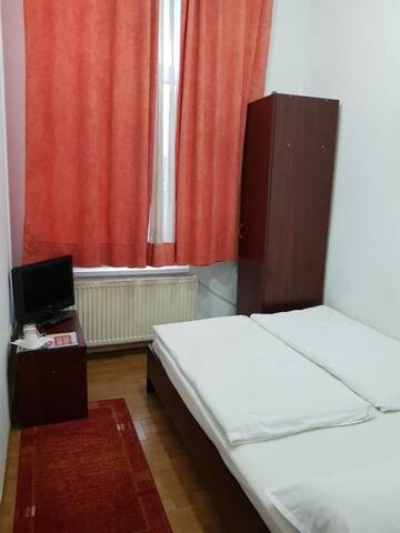 Фото номера Одноместный номер Гостевой дом Vila Vanda г. Клуж-Напока 3