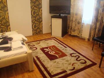 Фото номера Улучшенный двухместный номер с 1 кроватью Гостевой дом Guest House Andrei г. Клуж-Напока 7
