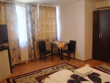 Фото номера Улучшенный двухместный номер с 1 кроватью Гостевой дом Guest House Andrei г. Клуж-Напока 14