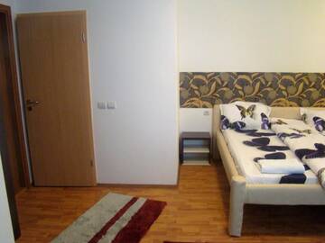 Фото номера Улучшенный двухместный номер с 1 кроватью Гостевой дом Guest House Andrei г. Клуж-Напока 15