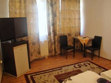 Фото номера Улучшенный двухместный номер с 1 кроватью Гостевой дом Guest House Andrei г. Клуж-Напока 17