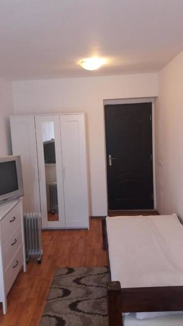 Фото номера Двухместный номер с 2 отдельными кроватями Гостевой дом Guest House Andrei г. Клуж-Напока 3