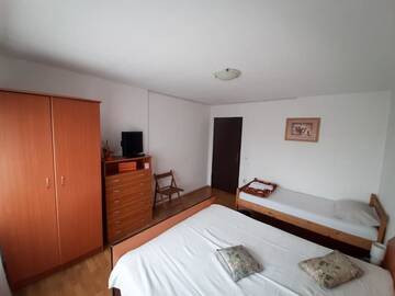 Фото номера Трехместный номер Хостелы Sport Hostel Cluj г. Клуж-Напока 13