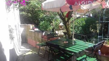 Фото Гостевой дом Smile Cluj г. Клуж-Напока 3