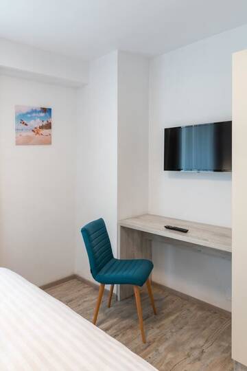 Фото номера Апартаменты с 1 спальней Апарт-отели TCI Apartments г. Клуж-Напока 6