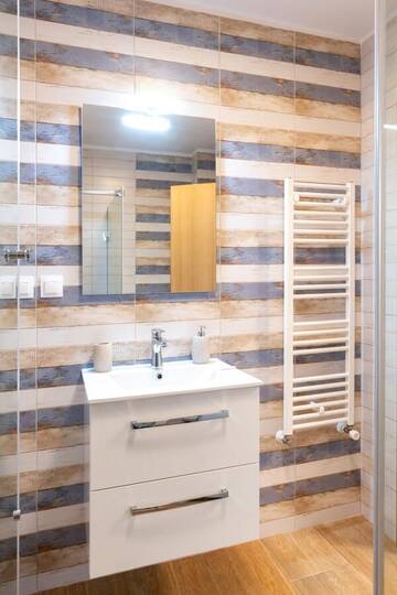 Фото номера Апартаменты с 1 спальней Апарт-отели TCI Apartments г. Клуж-Напока 7