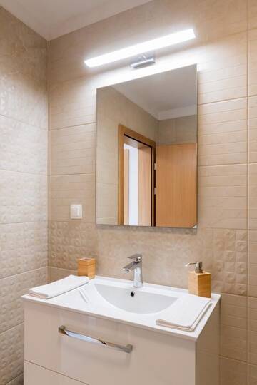 Фото номера Улучшенные апартаменты Апарт-отели TCI Apartments г. Клуж-Напока 5