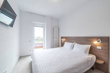 Фото номера Апартаменты в пентхаусе Апарт-отели Residence Il Lago г. Клуж-Напока 14