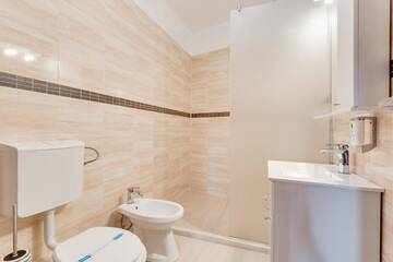 Фото номера Улучшенная вилла Виллы The K Guest House г. Клуж-Напока 53