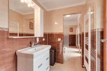 Фото номера Улучшенная вилла Виллы The K Guest House г. Клуж-Напока 17