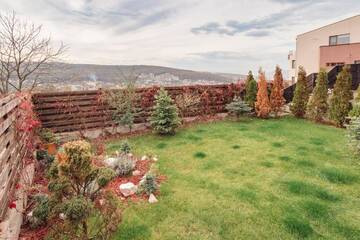Фото номера Улучшенная вилла Виллы The K Guest House г. Клуж-Напока 66