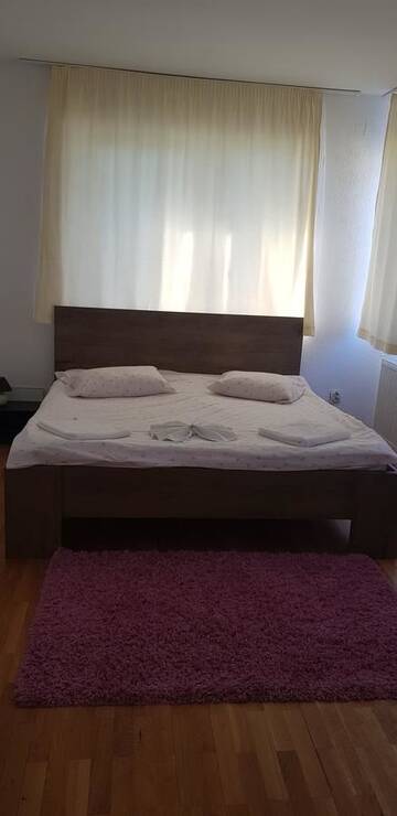 Фото Гостевой дом BigCitty Rooms and Apartments г. Клуж-Напока 2