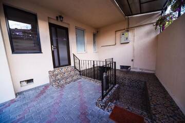 Фото Гостевой дом Nelana Guest House г. Клуж-Напока 5