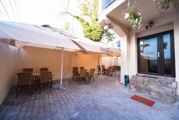Фото Гостевой дом Nelana Guest House г. Клуж-Напока 2