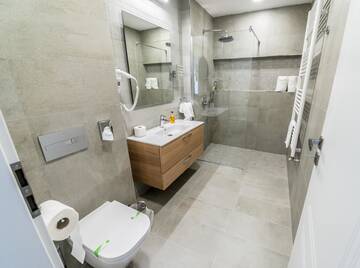 Фото номера Апартаменты с 1 спальней Апарт-отели UBA Accommodation Aparthotel г. Клуж-Напока 4