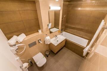 Фото номера Апартаменты с 2 спальнями Апарт-отели UBA Accommodation Aparthotel г. Клуж-Напока 22