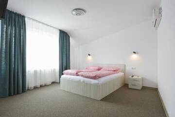 Фото номера Двухместный номер с 1 кроватью Гостевой дом Casa Verona Centru г. Клуж-Напока 4