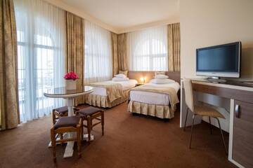 Фото номера Трехместный номер Отель Hotel Stil г. Клуж-Напока 5
