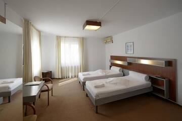 Фото номера Double or Twin Room - 3* Гостевой дом Vila Rosa г. Клуж-Напока 34