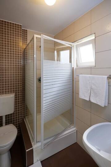 Фото номера Double or Twin Room - 3* Гостевой дом Vila Rosa г. Клуж-Напока 12