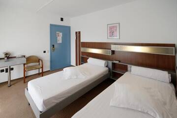 Фото номера Double or Twin Room - 3* Гостевой дом Vila Rosa г. Клуж-Напока 23