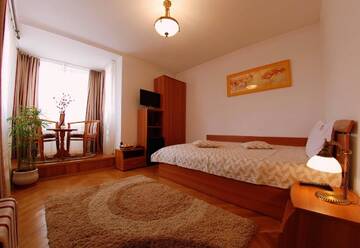 Фото номера Стандартный двухместный номер с 1 кроватью Отель Villa-Hotel Escala г. Клуж-Напока 2