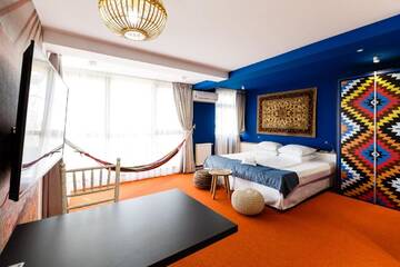 Фото номера Улучшенный номер-студио Отель Aparthotel Gutinului г. Клуж-Напока 2