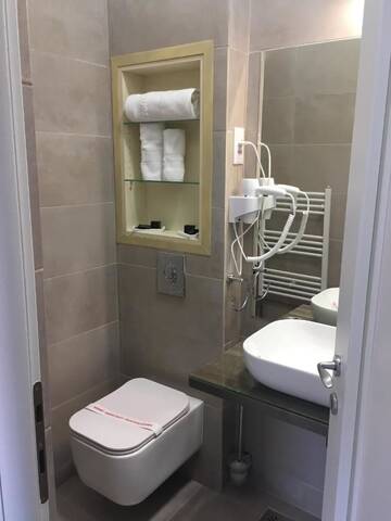 Фото номера Стандартный одноместный номер Отель Hotel Transilvania г. Клуж-Напока 5