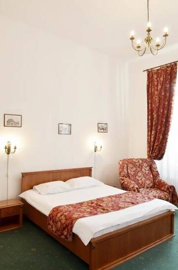 Фото номера Люкс Отель Hotel Transilvania г. Клуж-Напока 4