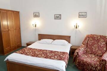 Фото номера Полулюкс Отель Hotel Transilvania г. Клуж-Напока 8