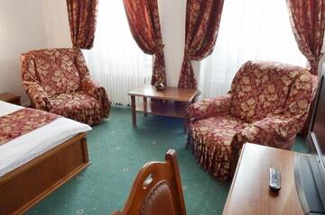 Фото номера Люкс Отель Hotel Transilvania г. Клуж-Напока 6