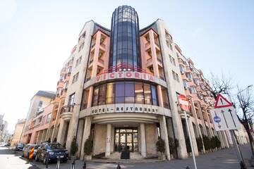 Фото Отель Hotel Victoria г. Клуж-Напока 1