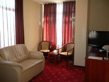 Фото Отель Hotel Ary г. Клуж-Напока 1