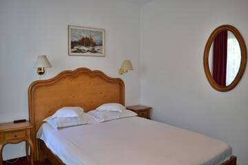 Фото Отель Hotel Meteor Cluj г. Клуж-Напока 5