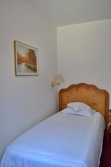 Фото номера Одноместный номер Отель Hotel Meteor Cluj г. Клуж-Напока 3