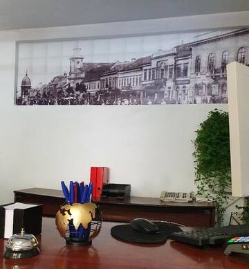 Фото Отель Hotel Meteor Cluj г. Клуж-Напока 2