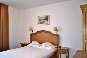 Фото номера Люкс Отель Hotel Meteor Cluj г. Клуж-Напока 10