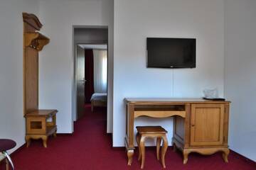 Фото номера Люкс Отель Hotel Meteor Cluj г. Клуж-Напока 12