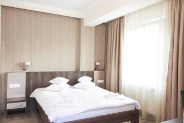 Фото номера Стандартный двухместный номер с 1 кроватью Отель Hotel Rao г. Клуж-Напока 5