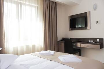 Фото номера Стандартный двухместный номер с 1 кроватью Отель Hotel Rao г. Клуж-Напока 7