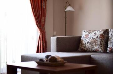 Фото Апарт-отели Cabrio Apart Hotel г. Клуж-Напока 4