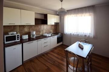 Фото номера Апартаменты с 1 спальней Апарт-отели Cabrio Apart Hotel г. Клуж-Напока 7